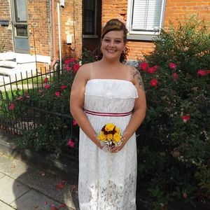 Meet your Posher, Elizabeth